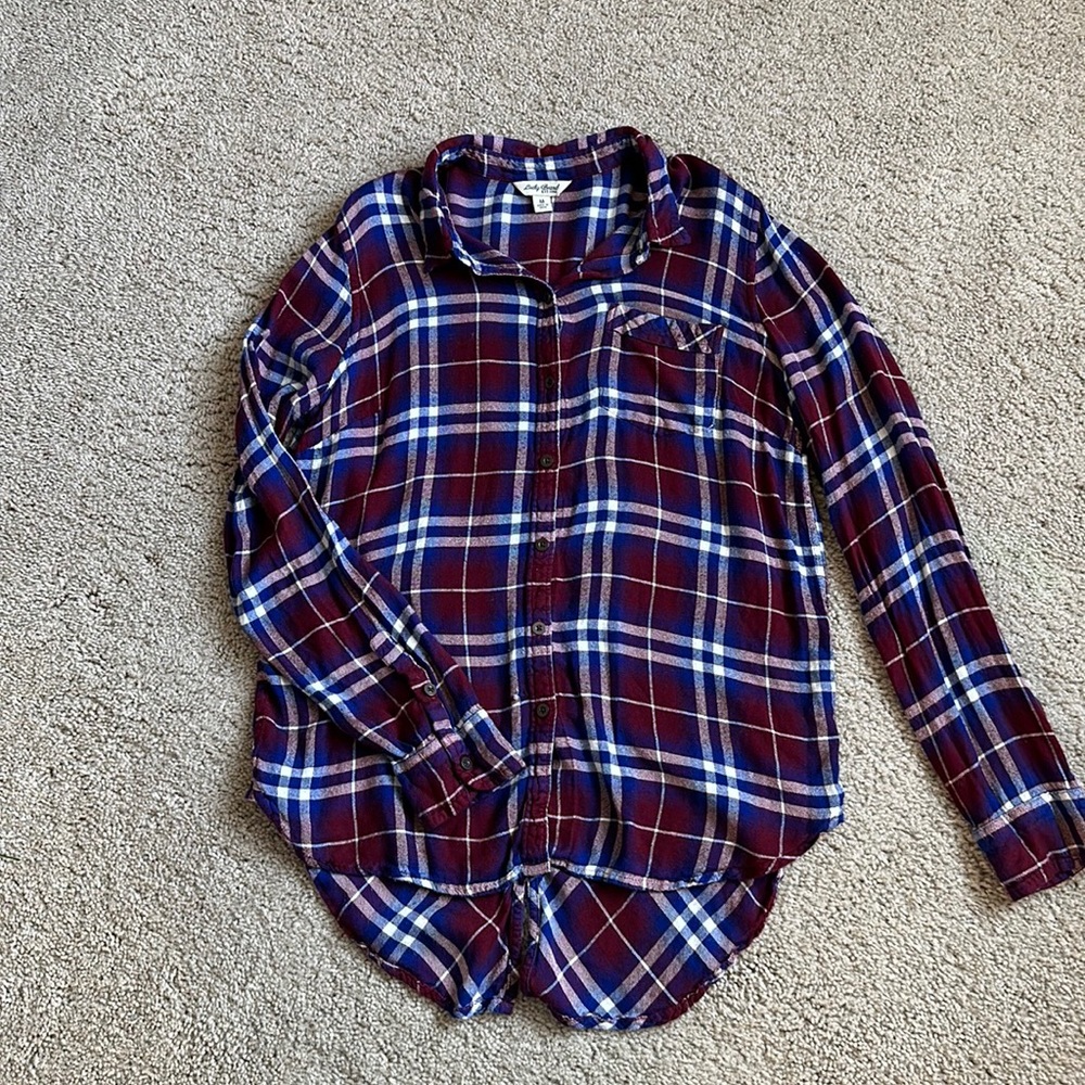 Lucky 🍀 Brand blue/burgundy women’s flannel Size Medium